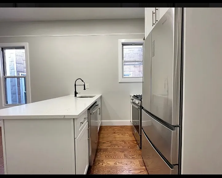 112 Duncan Ave #3LL — Photo 3