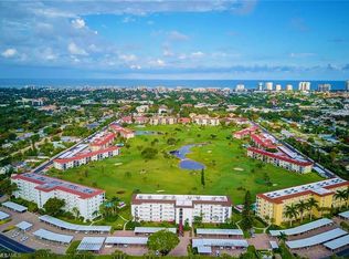 21 High Point Cir E APT 205, Naples, FL 34103