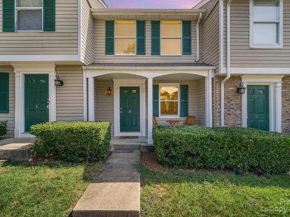 9628 Vinca Cir APT D, Charlotte, NC 28213