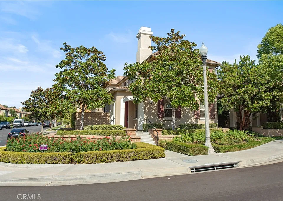 171 Great Lawn