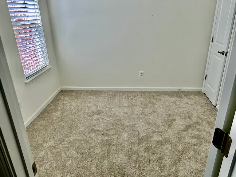 44034 Peirosa Ter — Photo 9