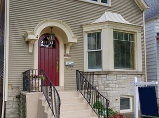 3839 N Hermitage Ave #1, Chicago, IL 60613