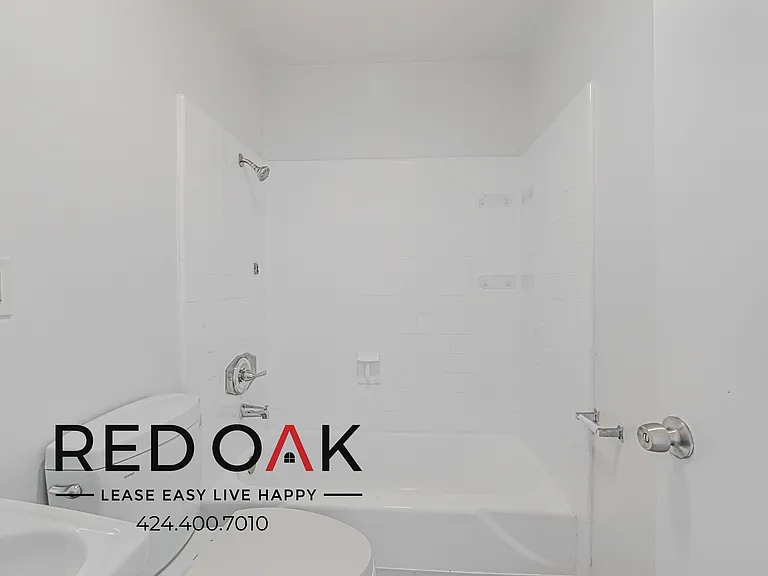 700 Glenway Dr #7 — Photo 11