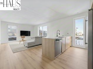 1035 Commonwealth Ave #306, Boston, MA 02215