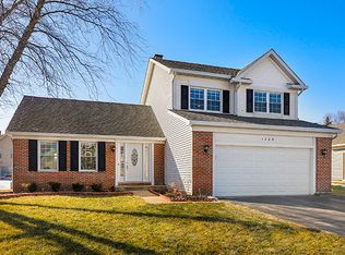 1309 Northgate Dr, Bartlett, IL 60103