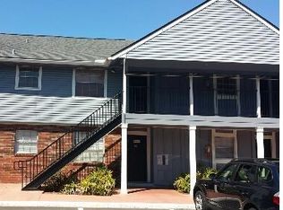 200 Country Club Drive #201, Largo, FL 33771