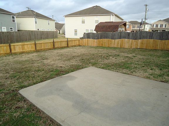 2nd image of 3039 Ewingdale Dr