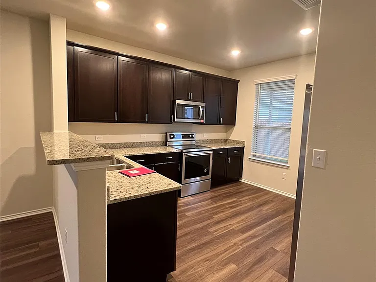 145 Purple Sandpiper Ln — Photo 3