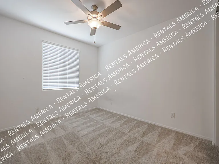 7513 W Illini St — Photo 25