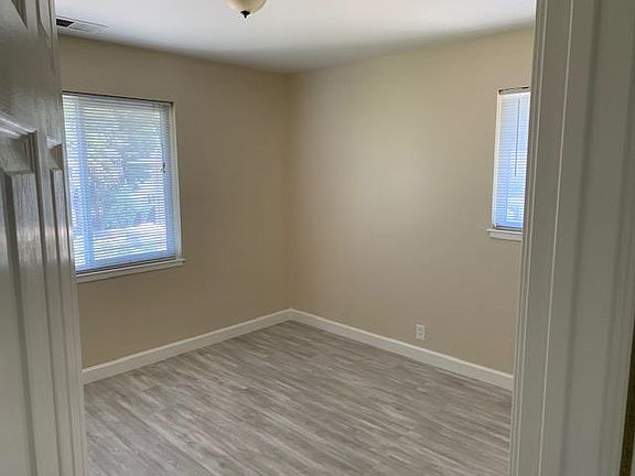 4th image of 1299 Parkington Ave Floor 2
