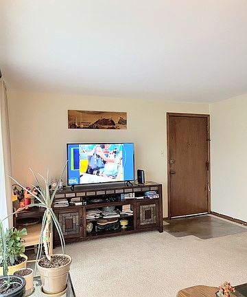 4th image of 11135 S 84th Ave APT 1B