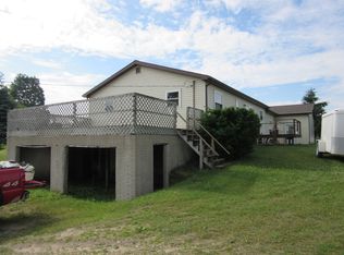 8606 S Sheridan Rd, Fenwick, MI 48834