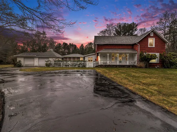3224 W Riley Thompson Rd, Whitehall, MI 49461