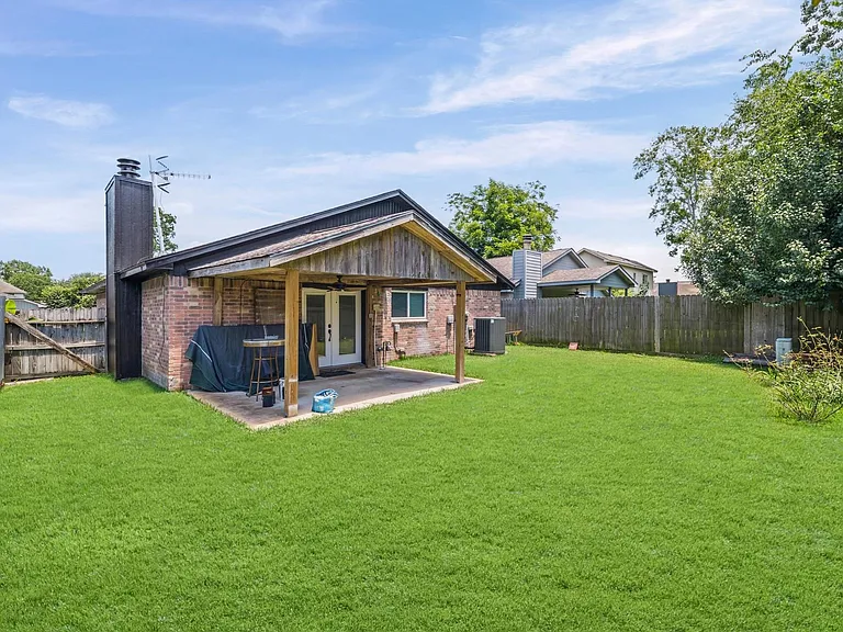 24211 Landing Way Dr — Photo 15