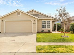 3704 El Segundo Ave, Davis, CA 95618