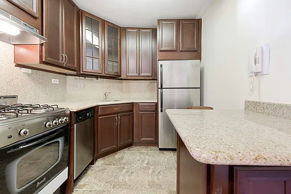 Rented by Compass | media 15