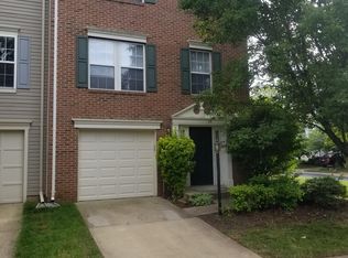 46720 Cavendish Sq, Sterling, VA 20165
