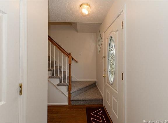 4th image of 106 Raymond Dr