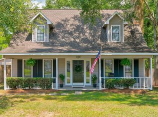 105 Richmond Rd, Daphne, AL 36526