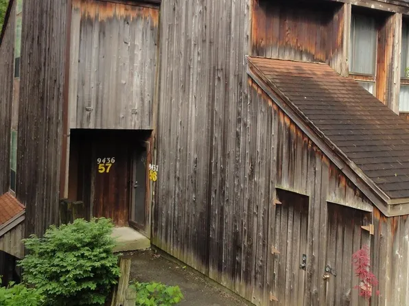 9437 S Pointe Lasalles Dr #56, Bloomington, IN 47401