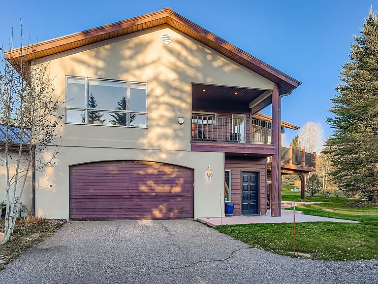 120 Hereford Rd #E — Photo 8