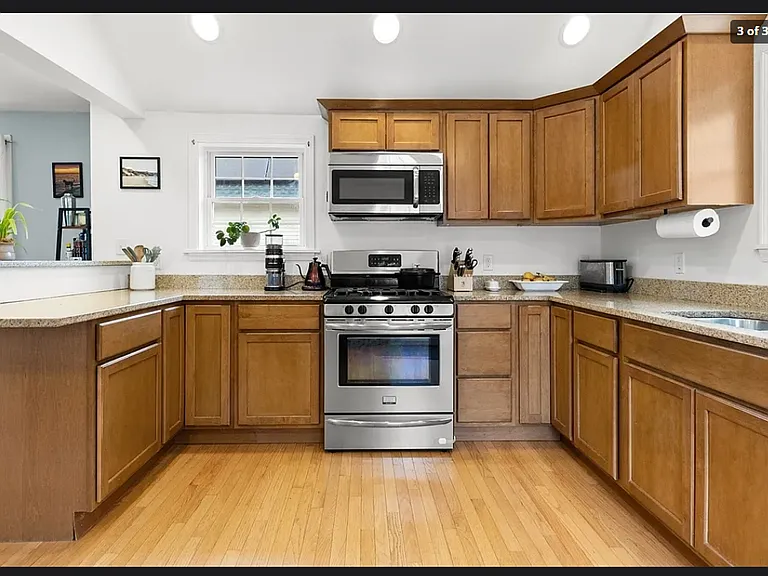 229 Highland St — Photo 2