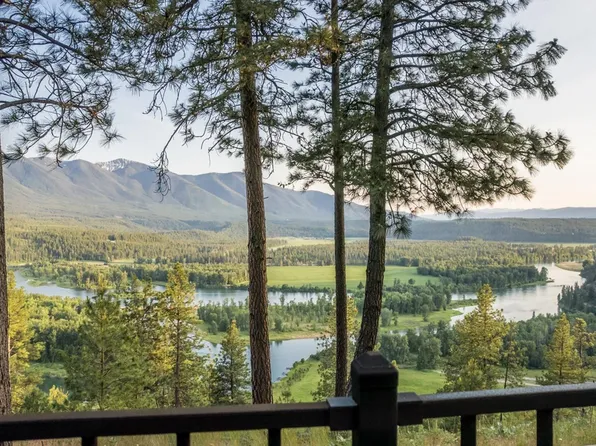 75 Windy Ln, Moyie Springs, ID 83845