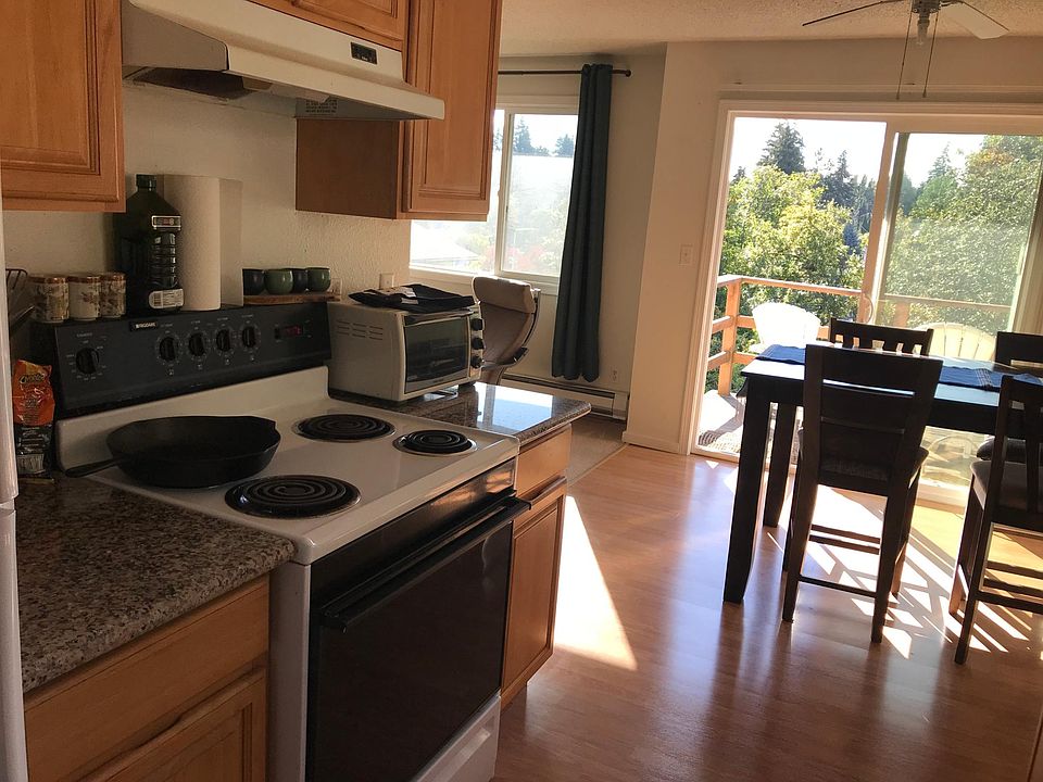 1st image of 13215 35th Ave NE APT C
