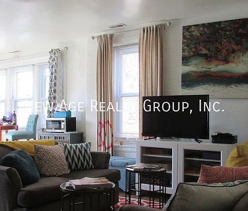 2nd image of 4524 Osage Ave APT 3R