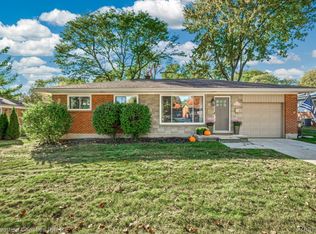 549 Provincetown Ln, Plymouth, MI 48170