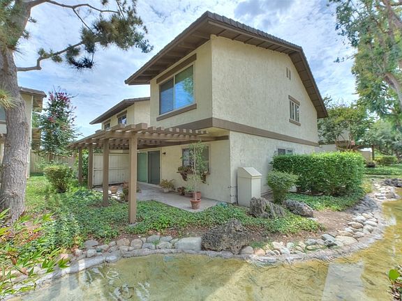 3rd image of 1690 Aspen Village Way