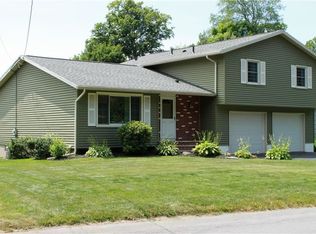 7738 Deerfield Rd, Liverpool, NY 13090