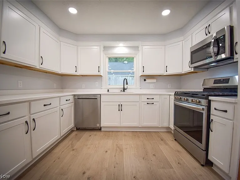 263 Cardinal Dr — Photo 9