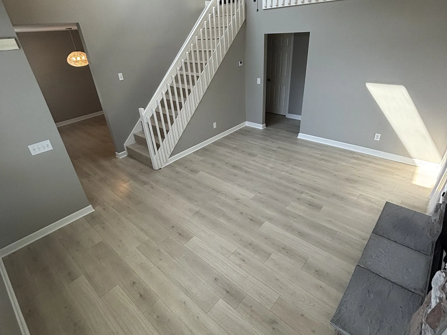 5442 Thornbriar Ln — Photo 2