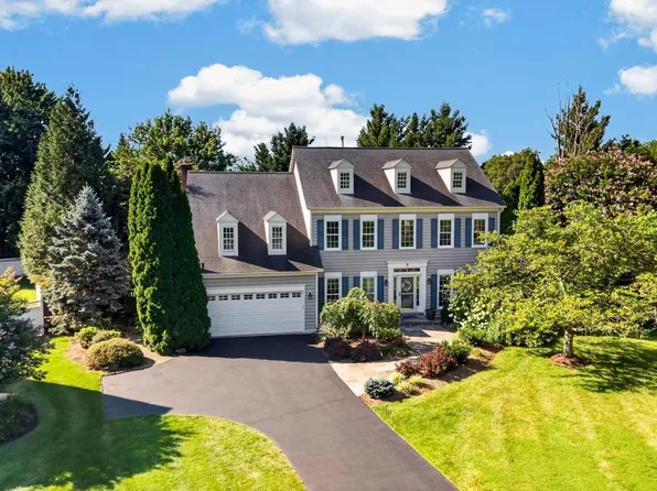 8 Haller Ct, Poolesville, MD 20837