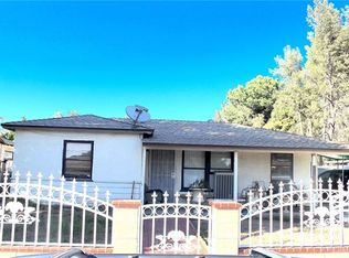 320 E Wilson St, Rialto, CA 92376