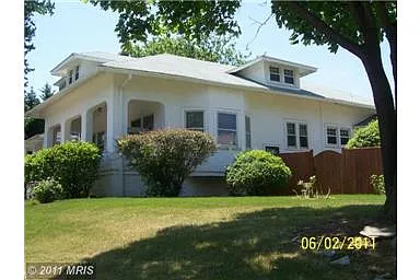 3104 24th St NE photo 1