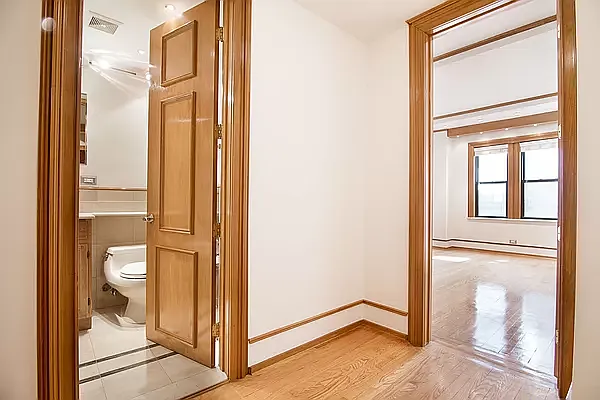 Rented by WAM Partners - William Moses Co. | media 33