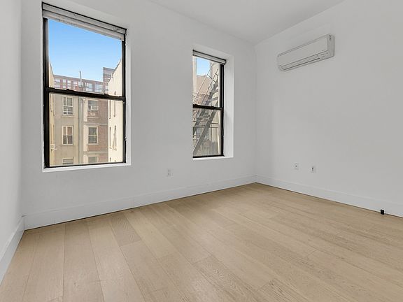 4th image of 245 Eldridge St APT 2R