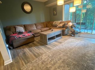 11602 Vantage Hill Rd UNIT 12B, Reston, VA 20190