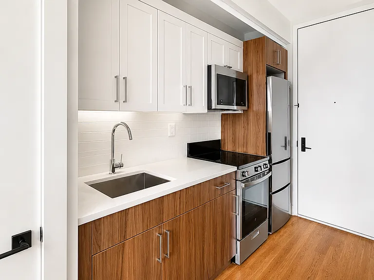 212 Malcolm X Blvd #3A — Photo 2