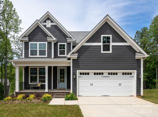 110 Spring View Ln, Statesville, NC 28677