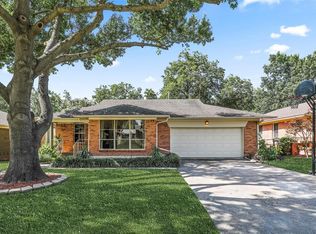 10658 Lakemere Dr, Dallas, TX 75238