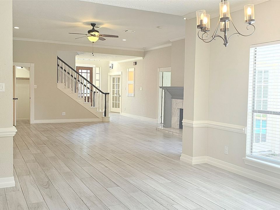1st image of 930 Caswell Ct #930