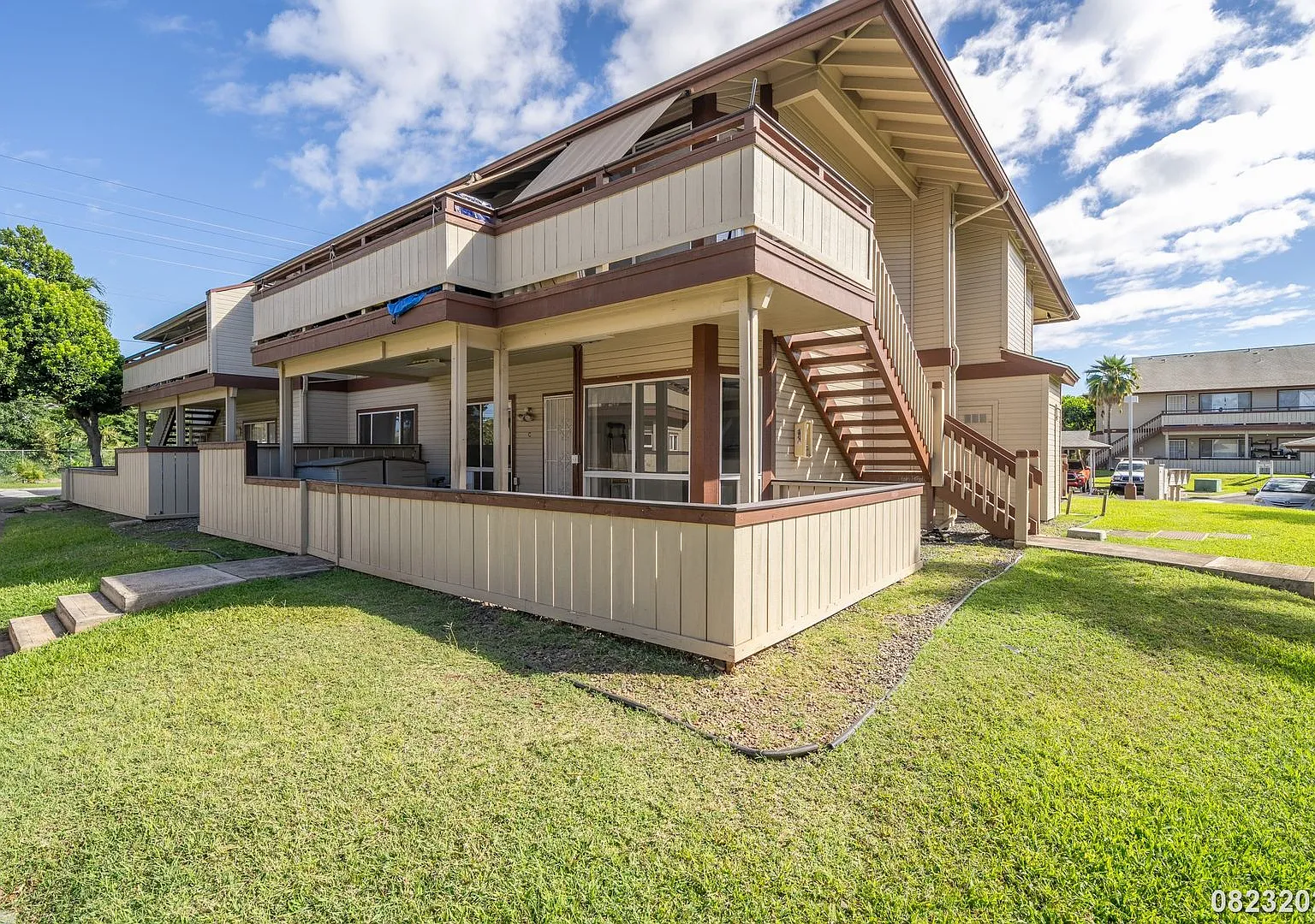$3200 /Comfortable Ewa Beach Living Downstairs 2-Bed, 2-Bath in Palm Court — Photo 2