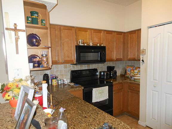 5th image of 225 Murcia Dr APT 209