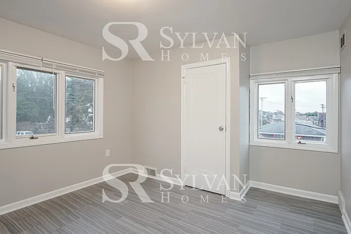 408 Tremont Ave — Photo 14