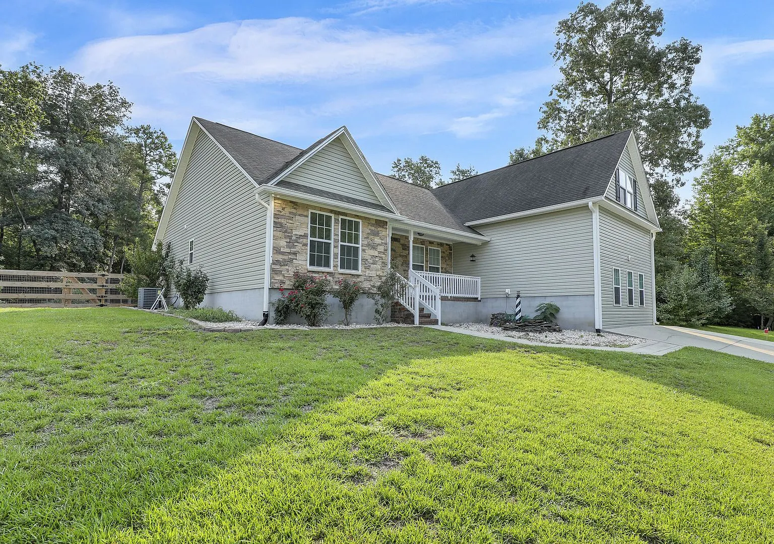 244 Blue Creek Farms Dr., Jacksonville, NC 28540 — Photo 3