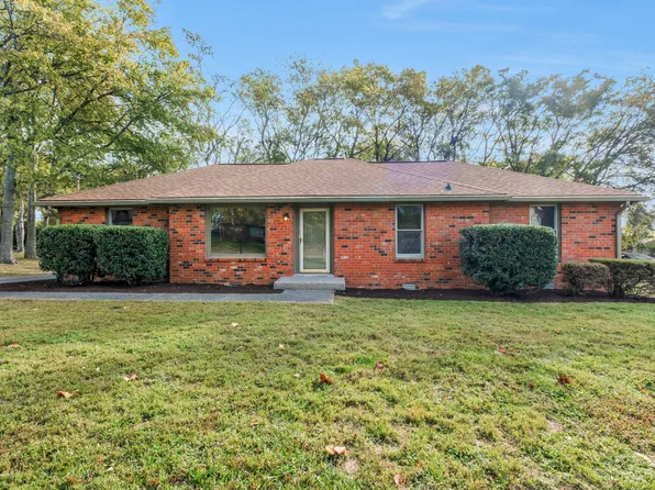 104 Iris Ct, Hendersonville, TN 37075