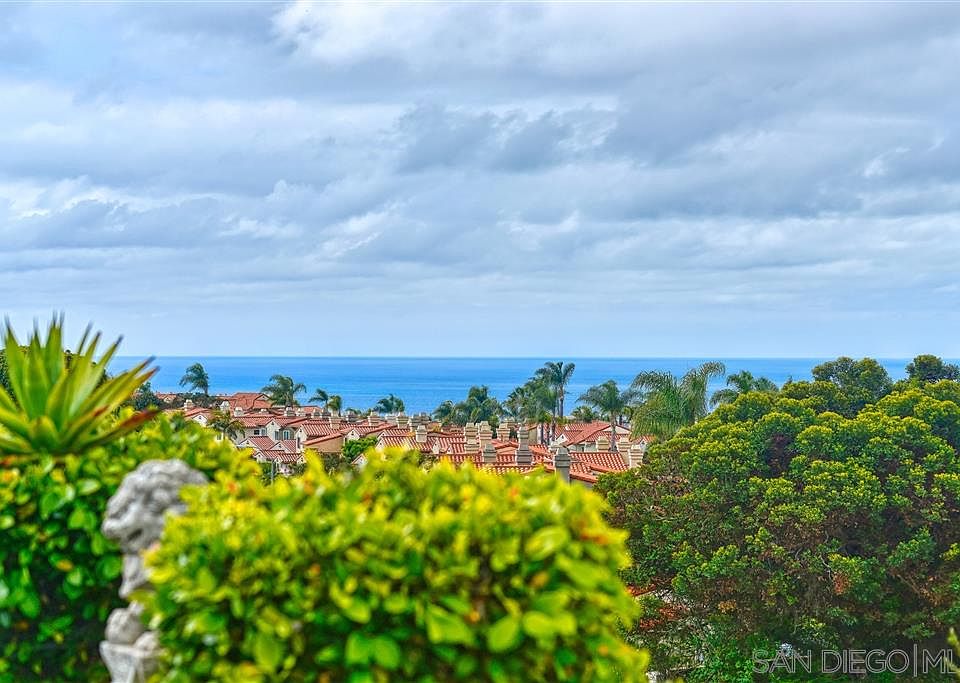 1st image of 1605 Caminito Barlovento